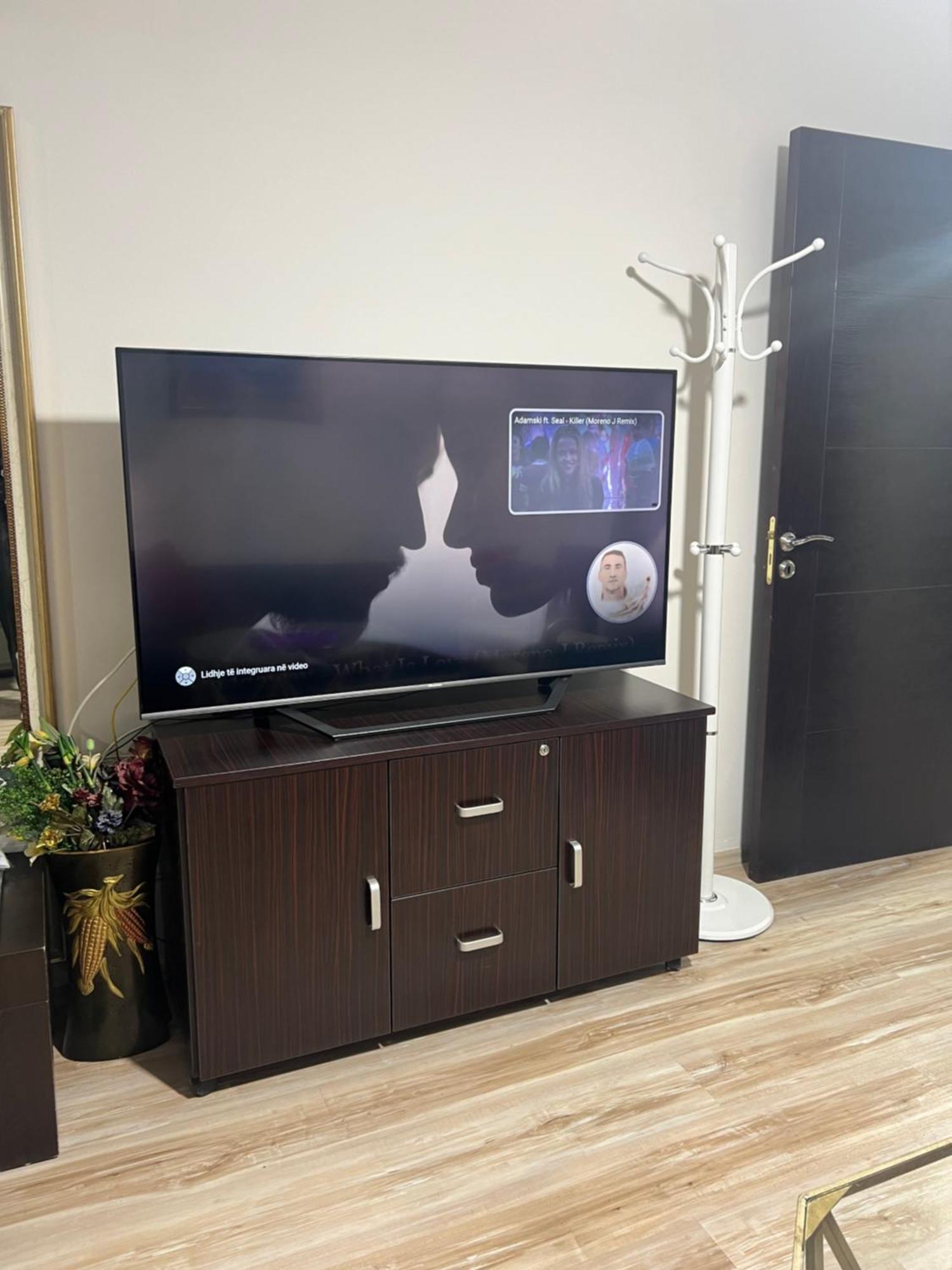 Ergi'S Studio Apartment تيرانا المظهر الخارجي الصورة